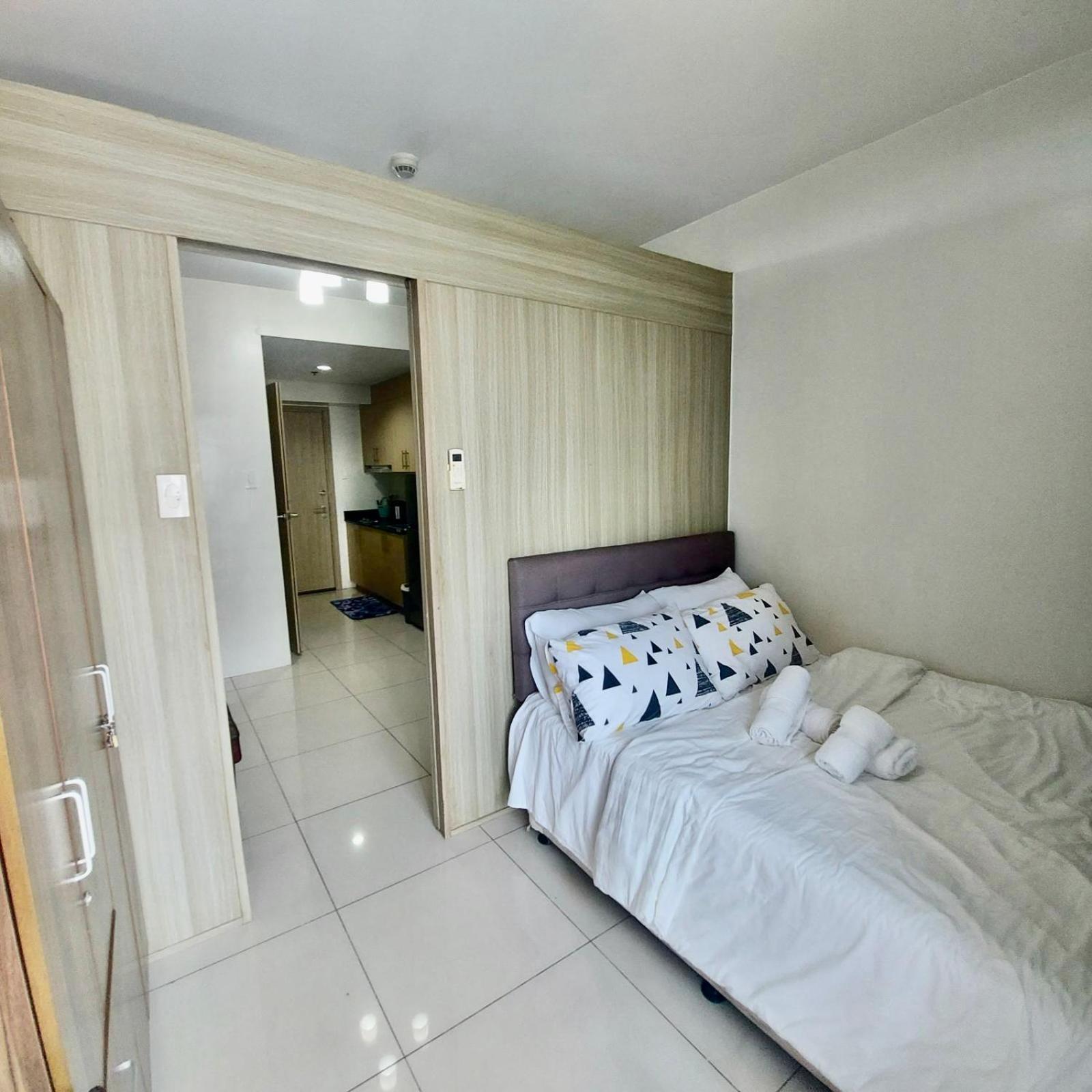 De Luxe, Standard And Studio Suites -The Breeze Residences-Close To Airport,Mall Of Asia, Us Embassy Manila Zewnętrze zdjęcie