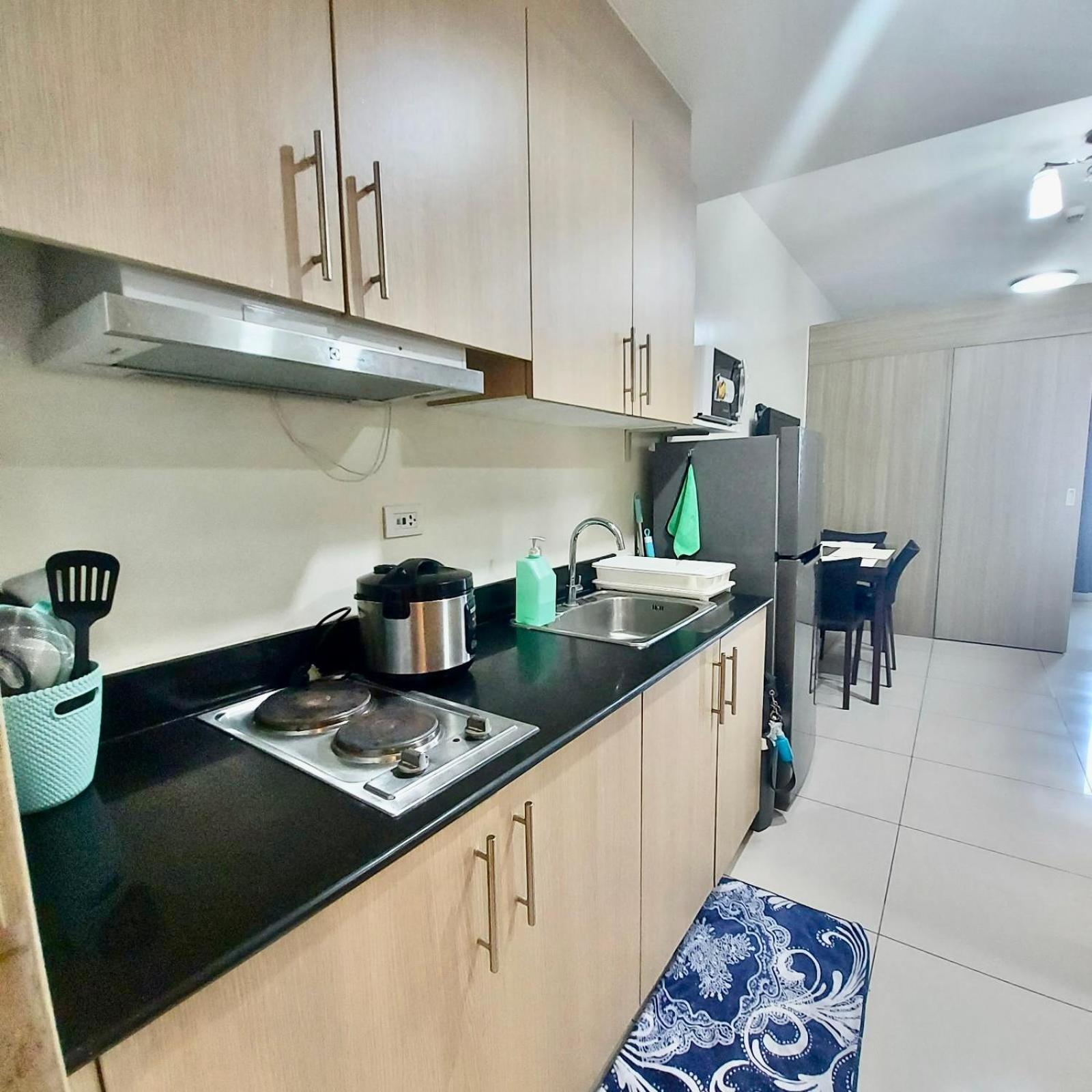 De Luxe, Standard And Studio Suites -The Breeze Residences-Close To Airport,Mall Of Asia, Us Embassy Manila Zewnętrze zdjęcie